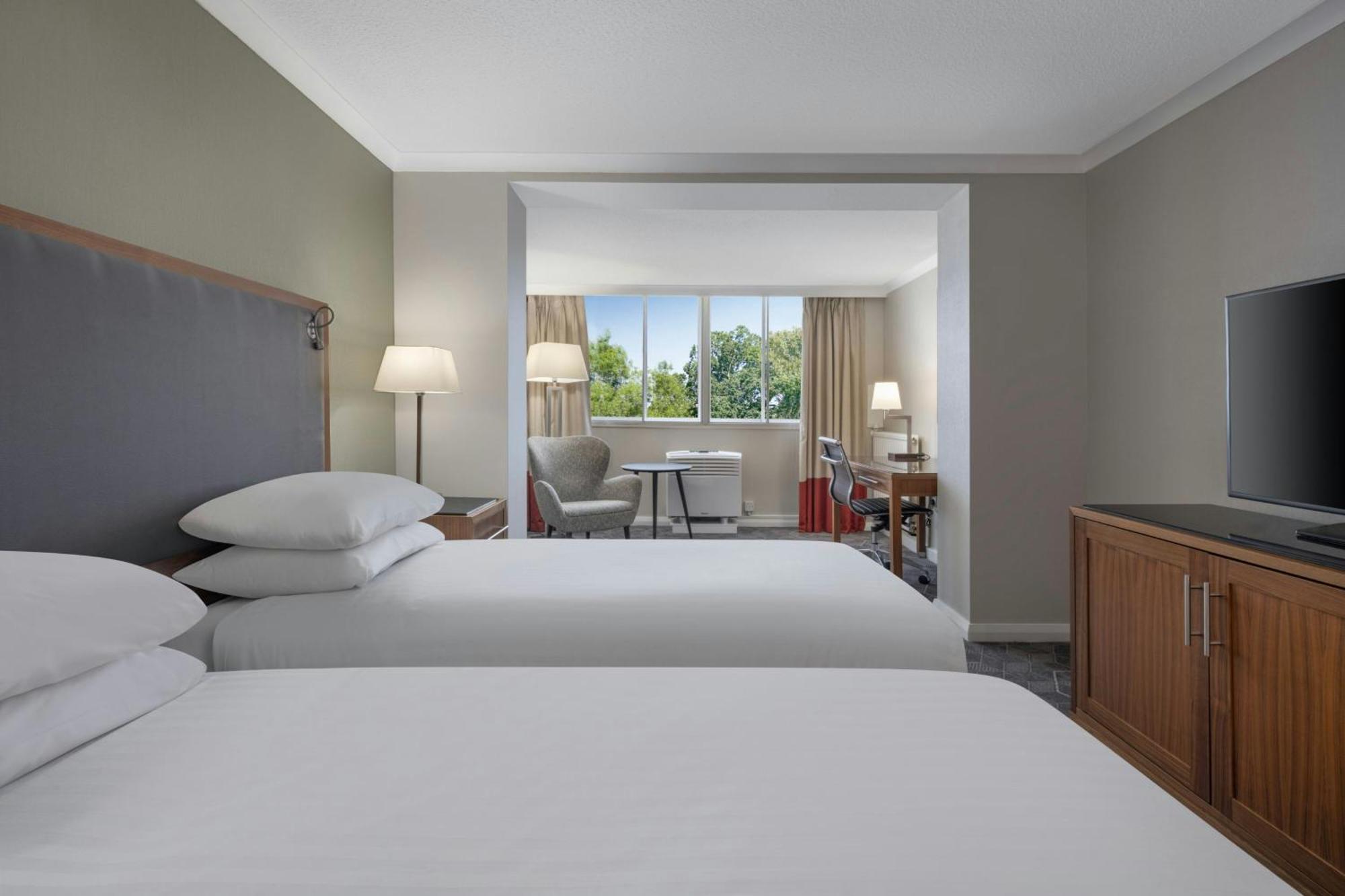 Delta Hotels by Marriott Edinburg Exteriör bild